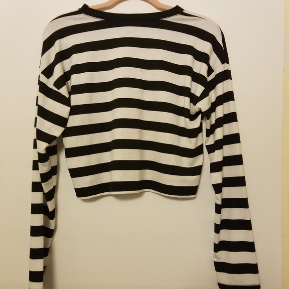 Cropped top - Picture 4 of 5